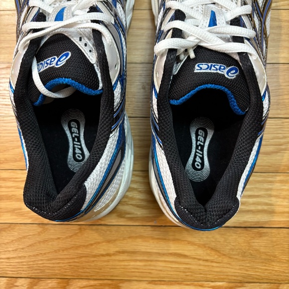 ASICS Athletic Sneakers in White, Black and Electric Blue - Picture 4 of 7